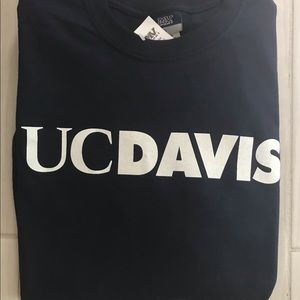 UC Davis long sleeve T-shirt NWT adult small